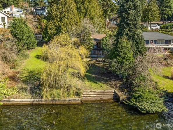 2521 103rd Avenue SE, Bellevue WA 98004