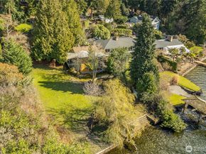 2521 103rd Avenue SE, Bellevue WA 98004