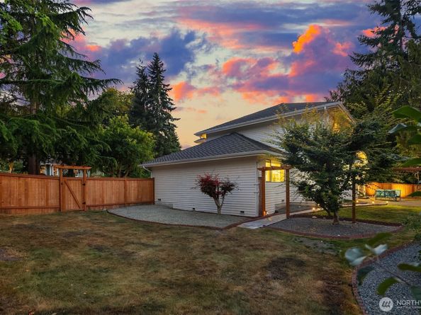 13105 Harbour Heights Drive, Mukilteo WA 98275