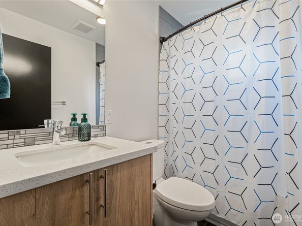 5456 Delridge Way SW, Seattle WA 98106