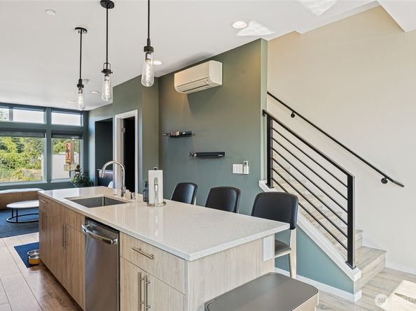 5456 Delridge Way SW, Seattle WA 98106