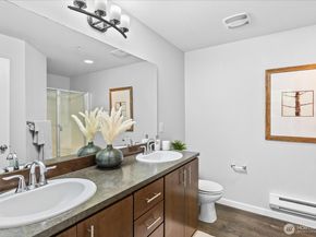 15720 Manor Way A8, Lynnwood WA 98087
