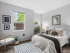15720 Manor Way A8, Lynnwood WA 98087