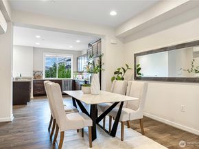 561 NE Ellis Drive, Issaquah WA 98027