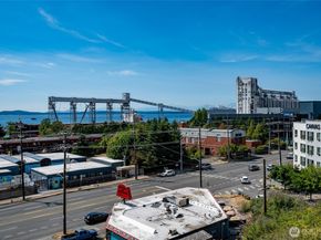 524 6th Avenue W 404, Seattle WA 98119
