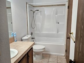 14622 NE 80th 35B, Redmond WA 98052