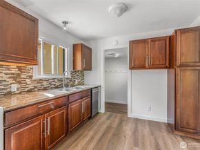 7051 S 125th Street, Seattle WA 98178