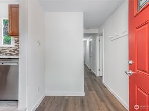 7051 S 125th Street, Seattle WA 98178
