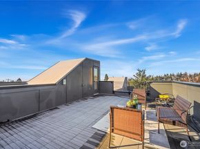4517 44th Avenue SW A, Seattle WA 98116