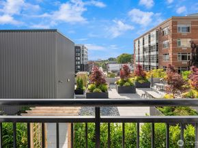 701 1st Avenue N 410, Seattle WA 98109