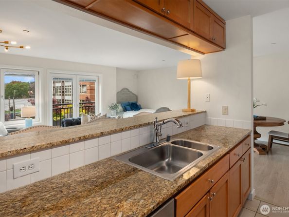 701 1st Avenue N 410, Seattle WA 98109
