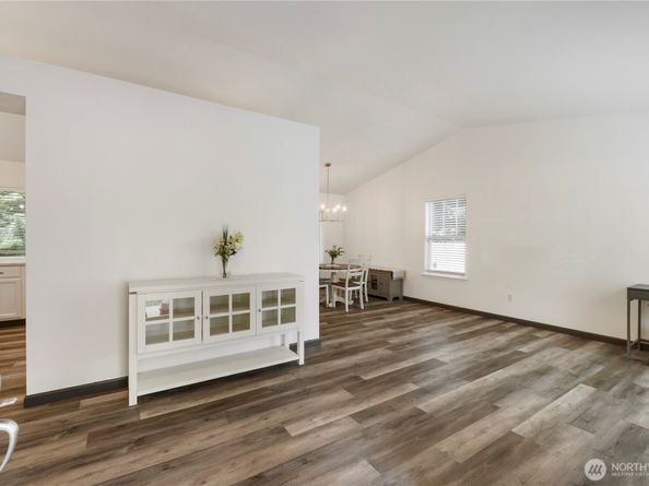 2605 Riverwalk Drive SE, Auburn WA 98002
