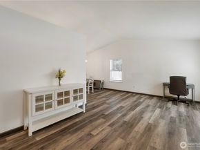 2605 Riverwalk Drive SE, Auburn WA 98002