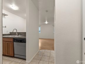 300 10th Avenue B104, Seattle WA 98122
