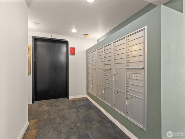 300 10th Avenue B104, Seattle WA 98122
