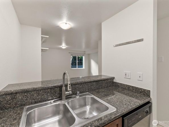 300 10th Avenue B104, Seattle WA 98122