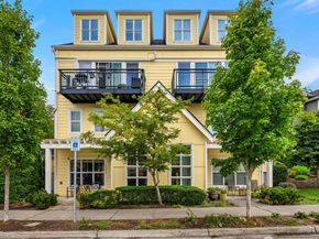 1926 18th Avenue NE 21A, Issaquah WA 98029