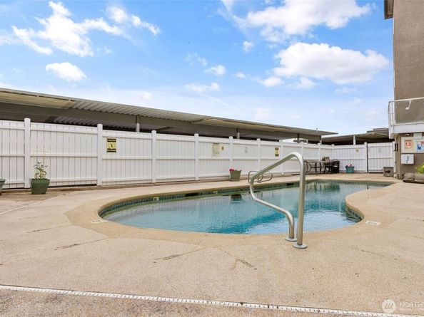 22315 6th Avenue S A109, Des Moines WA 98198