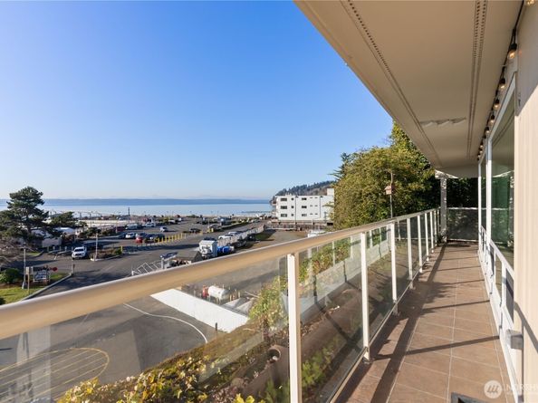 22315 6th Avenue S A109, Des Moines WA 98198