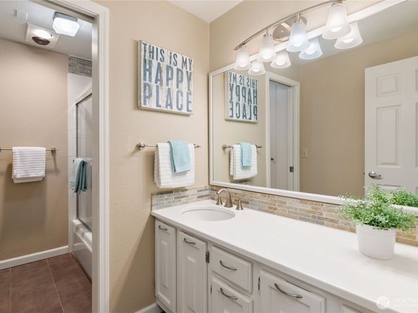 22315 6th Avenue S A109, Des Moines WA 98198