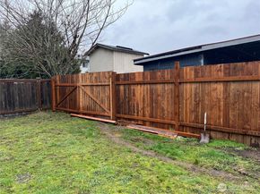 7826 Rainier Drive B, Everett WA 98203