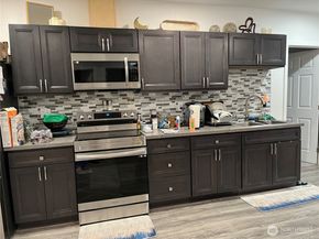 7826 Rainier Drive B, Everett WA 98203
