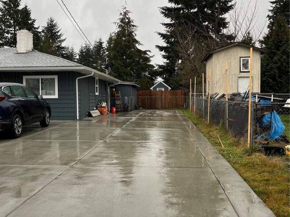 7826 Rainier Drive B, Everett WA 98203