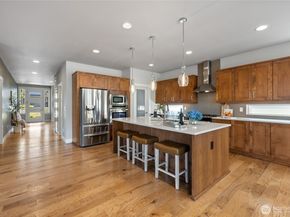8009 E Commons Court, Port Orchard WA 98366