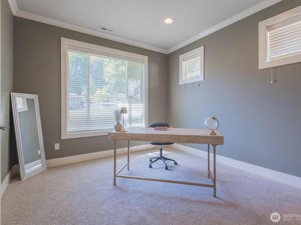 8009 E Commons Court, Port Orchard WA 98366