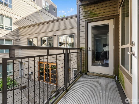 1410 E Pine Street W224, Seattle WA 98122