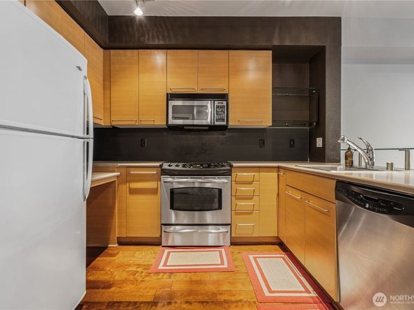1410 E Pine Street W224, Seattle WA 98122