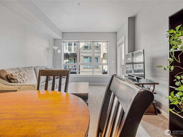 1410 E Pine Street W224, Seattle WA 98122