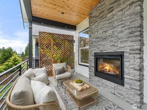 11003 126th Avenue NE, Kirkland WA 98033