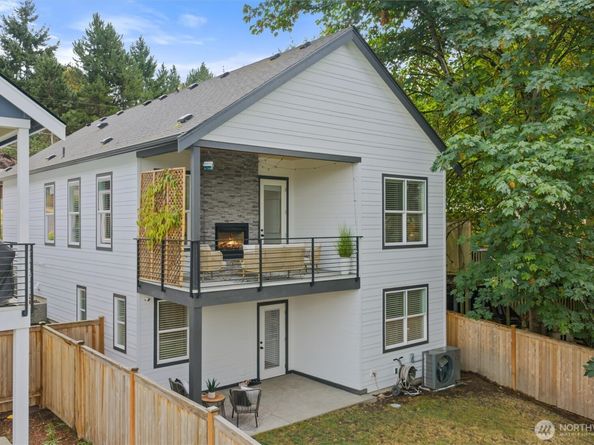 11003 126th Avenue NE, Kirkland WA 98033