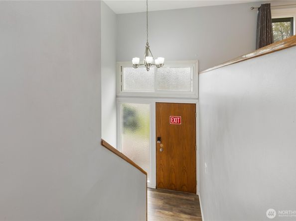 13729 8th Avenue S, Burien WA 98168