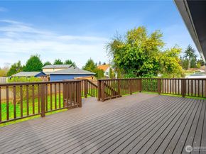 13729 8th Avenue S, Burien WA 98168