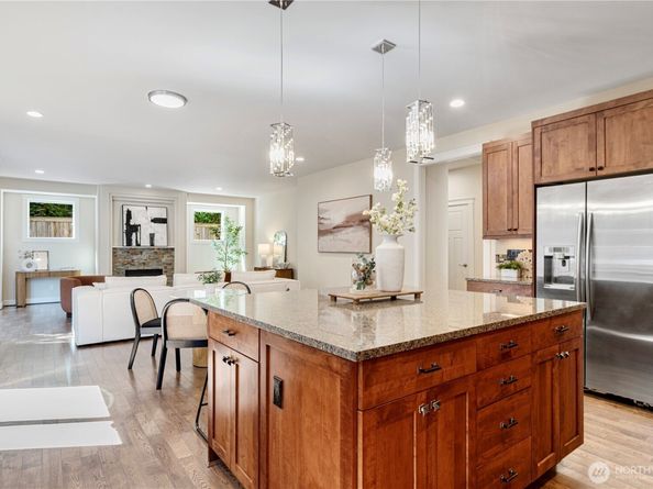 8910 125th Lane NE, Kirkland WA 98033