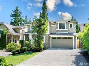 8910 125th Lane NE, Kirkland WA 98033