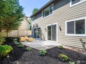 8910 125th Lane NE, Kirkland WA 98033