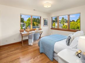3920 50th Avenue NE, Seattle WA 98105