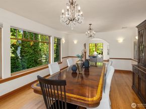 3920 50th Avenue NE, Seattle WA 98105