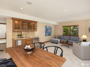 3920 50th Avenue NE, Seattle WA 98105