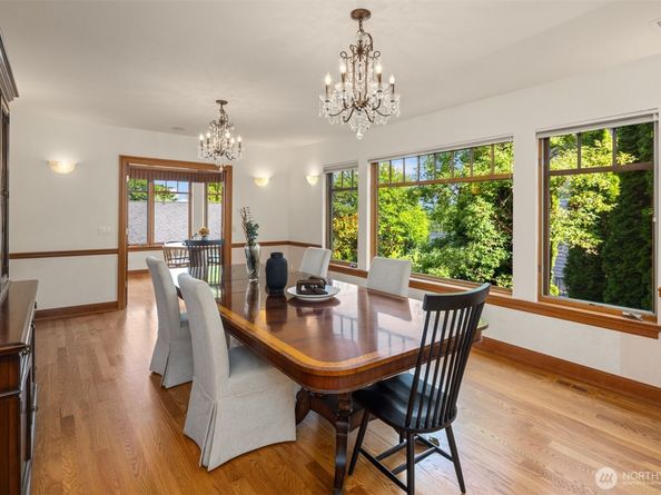 3920 50th Avenue NE, Seattle WA 98105