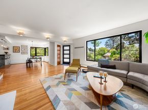 3516 NE 43rd Street, Seattle WA 98105