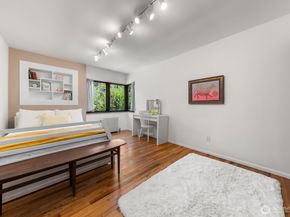 3516 NE 43rd Street, Seattle WA 98105