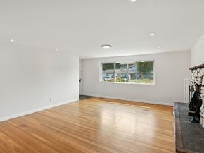 11404 SE 180th Place, Renton WA 98055
