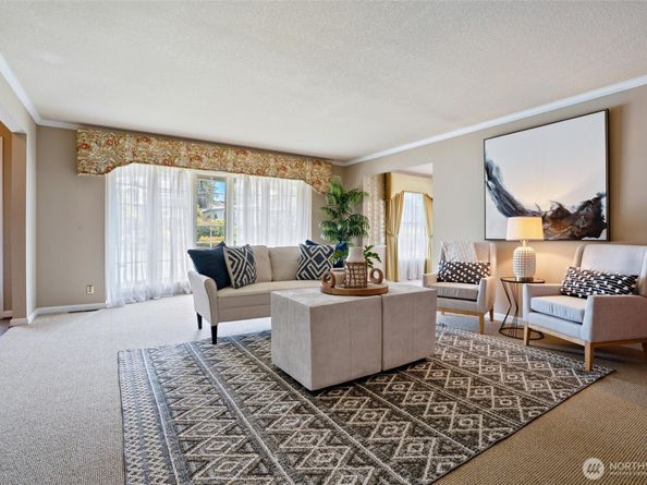20215 24th Avenue NW, Shoreline WA 98177