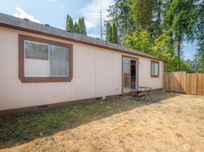 1506 128th Drive NE 4D, Lake Stevens WA 98258