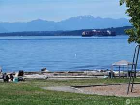 6402 Fauntleroy Way SW, Seattle WA 98136