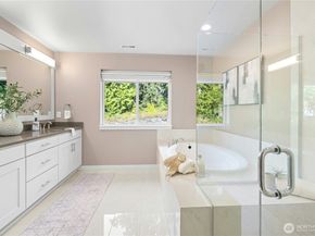 4996 233rd Avenue SE, Issaquah WA 98029